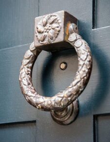 News_door